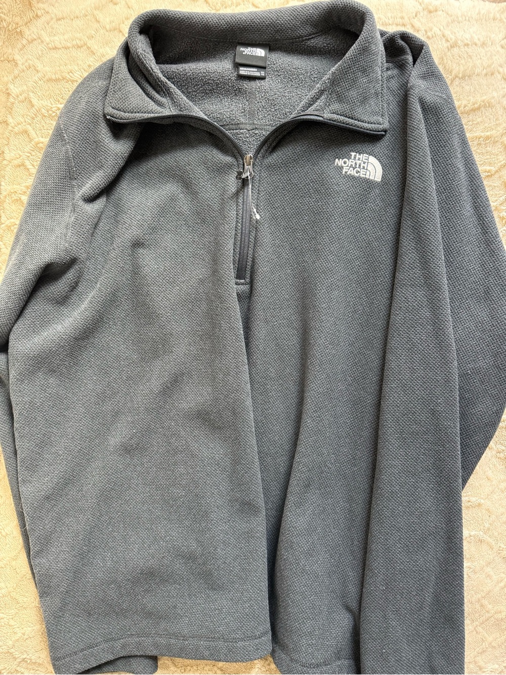 The North Face Men's Charcoal Gray Half-Zip Fleece Pullover